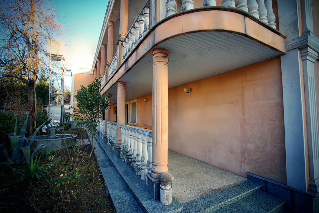 Apartment Gardenia Kutaisi Exterior foto